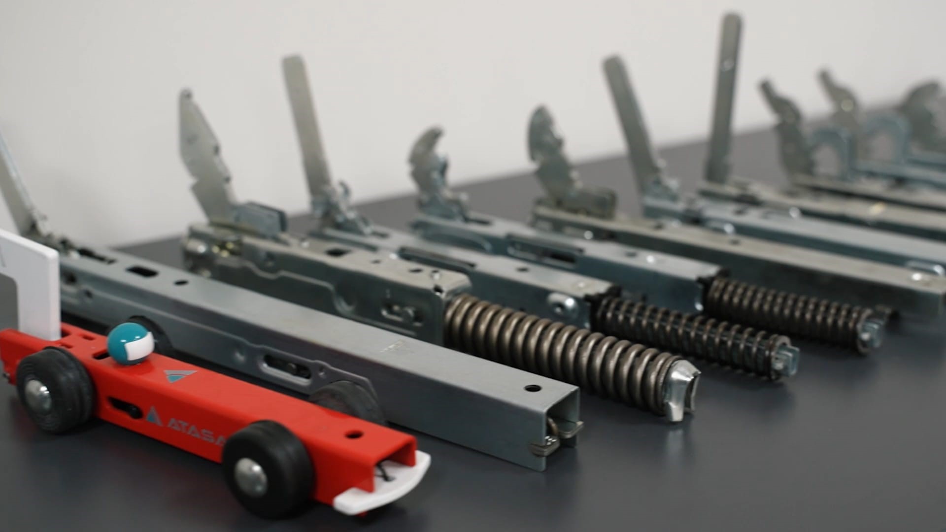 Atasan Oven Door Hinge Systems: Engineering Durability and Precision for the U.S. Appliance Market